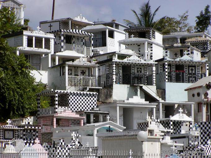 Lápidas en etapas, Morne-à-l'Eau Cementerio - Guadalupe