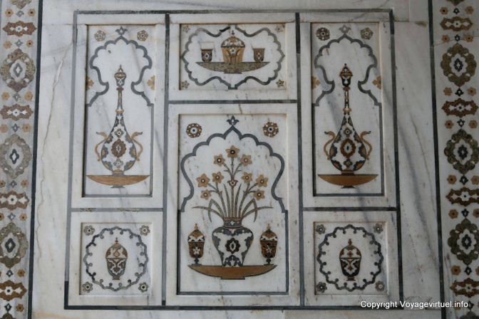 Agra Baby Taj Itmad Ud Daulah Tomb Motifs Incrustes - India