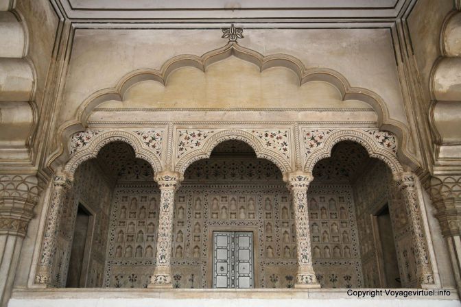 Agra Fort Rouge Diwan I Am - India