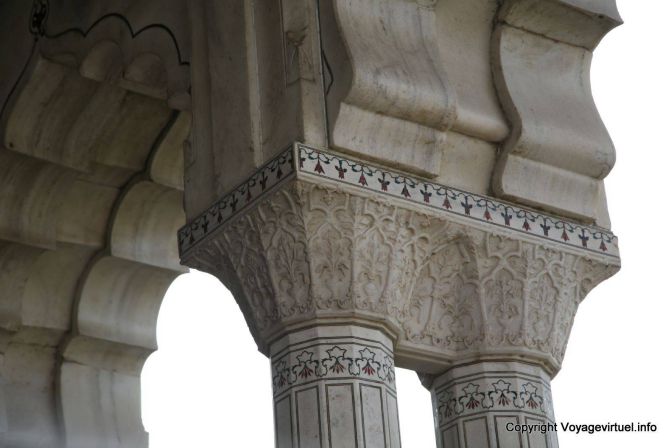 Agra Fort Rouge Diwan I Khas - India