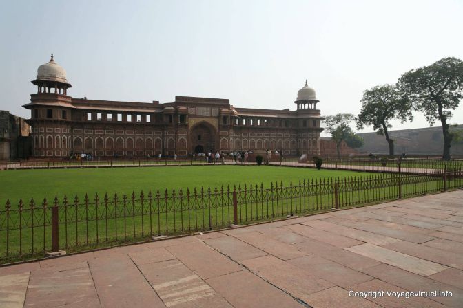 Agra Fort Rouge Jahangir Palace - India