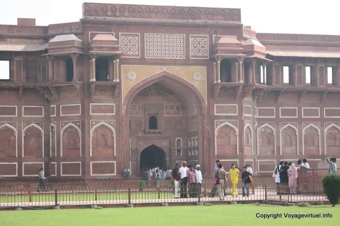 Agra Fort Rouge Jahangir Palace - India