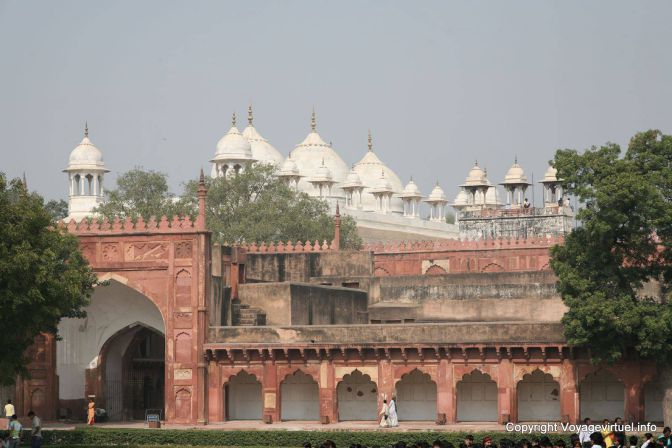 Agra Fort Rouge Moti Masjid - India