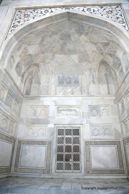 Agra Taj Mahal - India