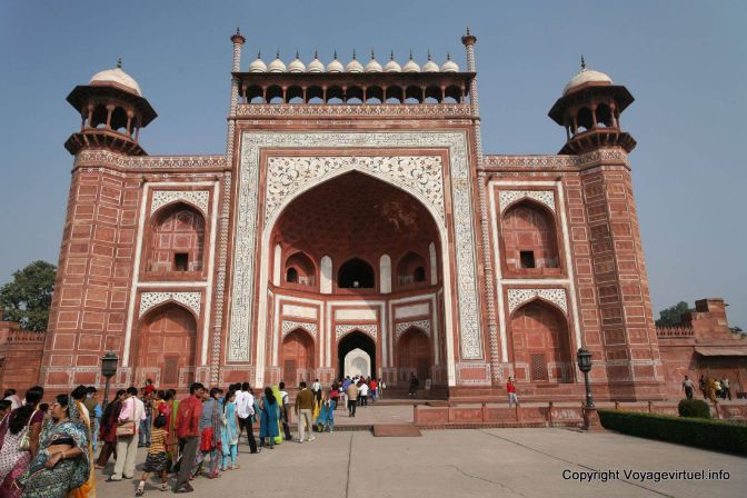 Agra Taj Mahal Entree Gateway - India