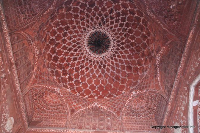 Agra Taj Mahal Mosque Masjid - India