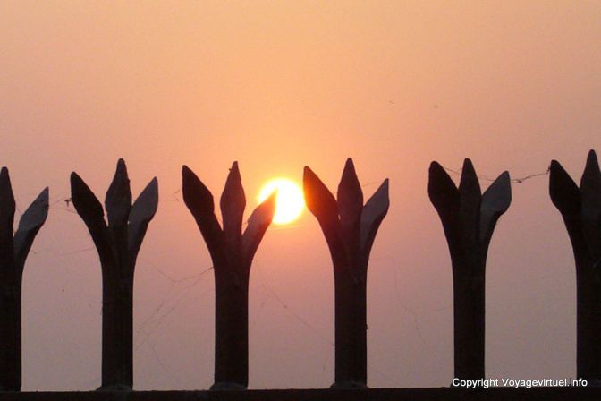 Agra Taj Mahal Sunset - India