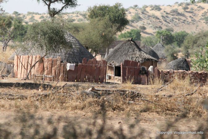 Pokaran Road Village De Huttes - India