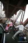 Agra baby taj folie routiere sur le pont.