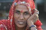 Route delhi a singhara regard de femme.