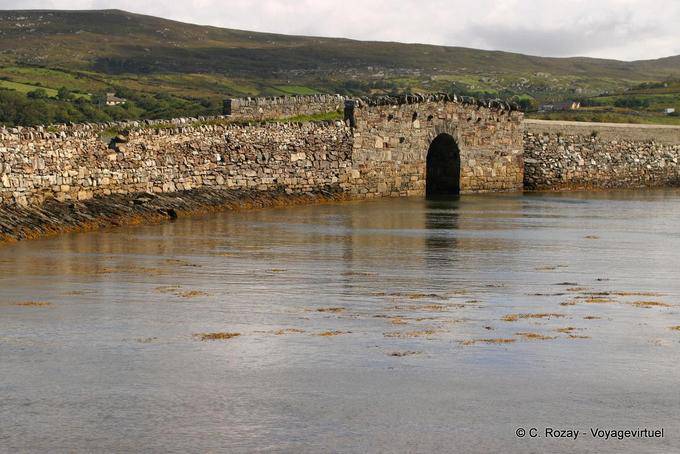 Puente viejo a Derreen, Sky Road, Galway - Irlanda