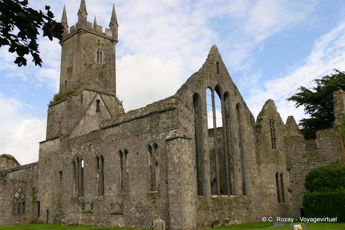Ennis Friary, fundada por Obrien en 1300, la abadía de Ennis - Irlanda