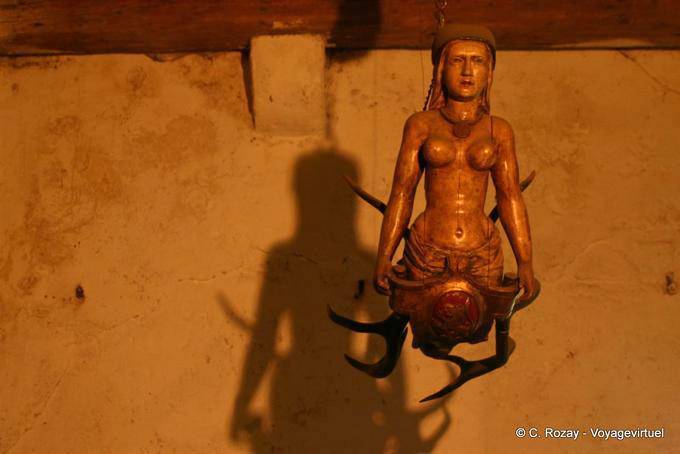 Colgante de madera tallada Bunratty Castillo - Irlanda