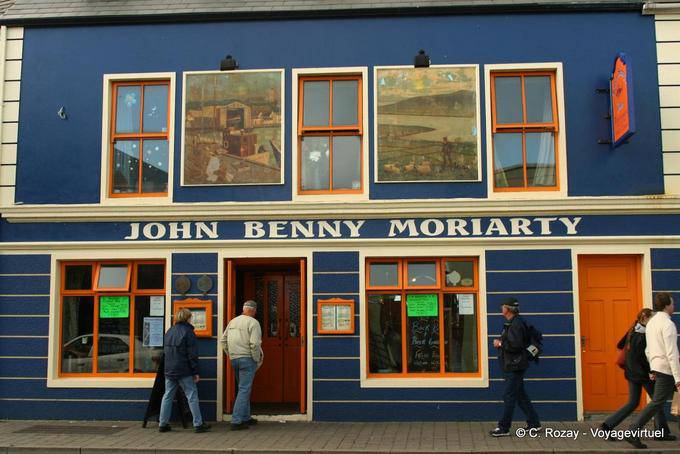 Pintado de fachadas, John Benny Moriarty, Dingle - Irlanda