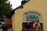 Música casa McHales, Westport, Irlanda.