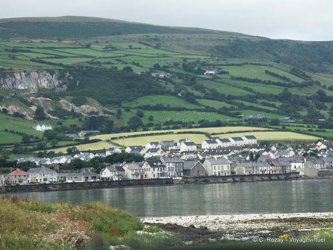 Vista de Carnlough, Costa de Antrim - Irlanda del Norte