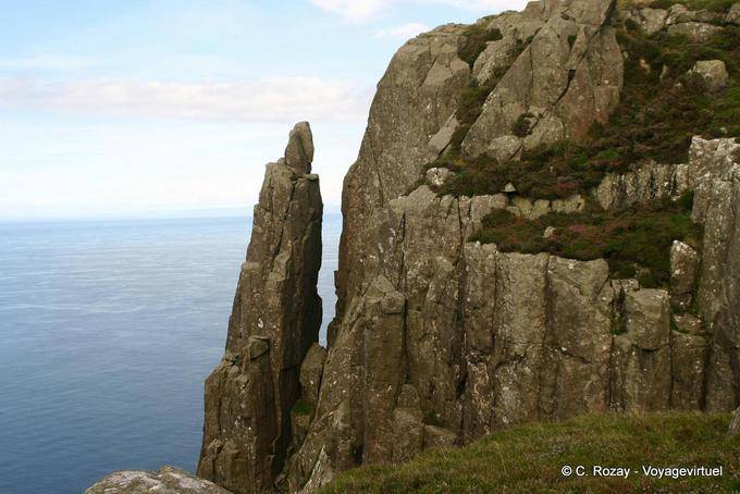 Característica dolerita avanzada del sitio, Fairhead - Irlanda del Norte
