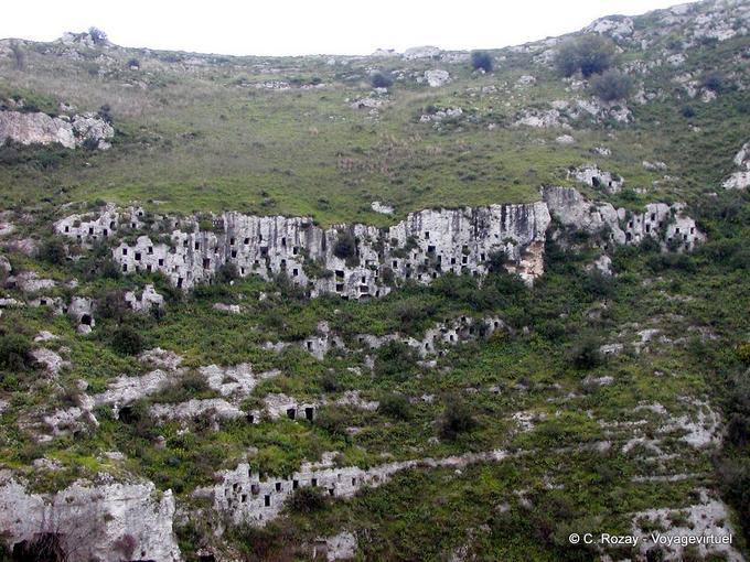 Panorama del Parque Arqueológico de Cava Ispica - Italia
