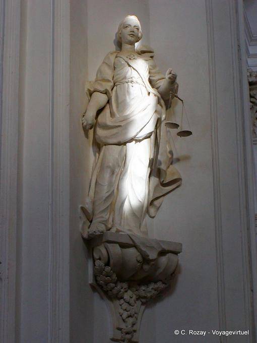 Escalas de la justicia, de Noto - Italia