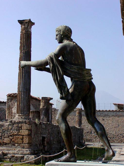 Apolo, bronce vista de perfil, Pompeya - Italia