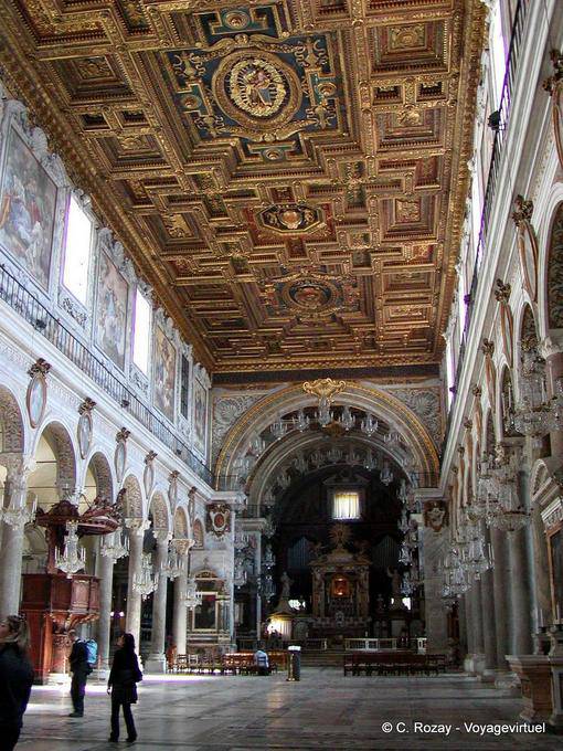 Nave de Santa Maria in Aracoeli, Roma - Italia