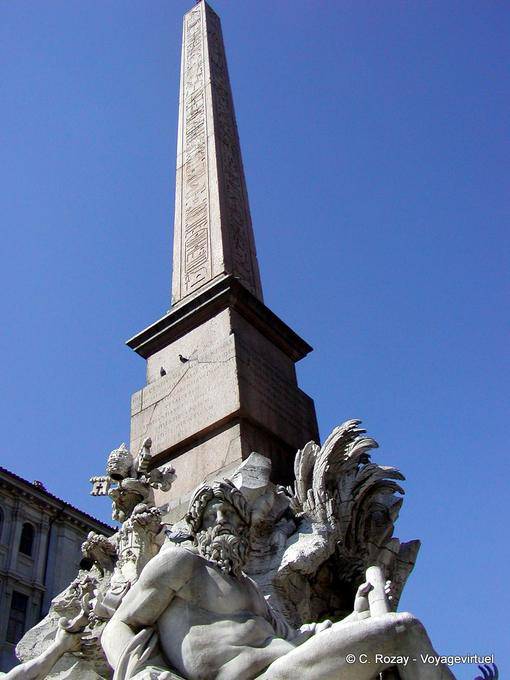 Fuente de los Cuatro Ríos (Bernini), Piazza Navona, Roma - Italia