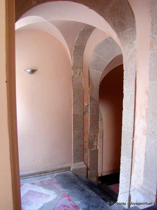 Colores de arquitectura y pastel serpentean, Siracusa, Sicilia - Italia