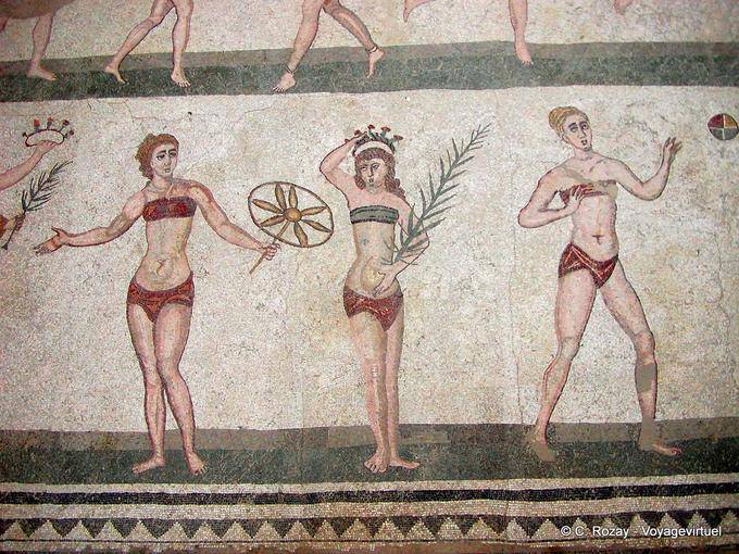 Mosaique niñas en bikinis, Villa Casale - Italia