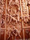 Concéntrese en esculturas barrocas, Chiesa Annunziata, Castelbuono, Italia.