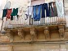Máquina para el balcón, Noto, Italia.