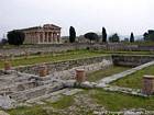 Panorama de la zona arqueológica, Paestum, Italia.
