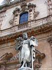 Estatua de Modica, Italia.
