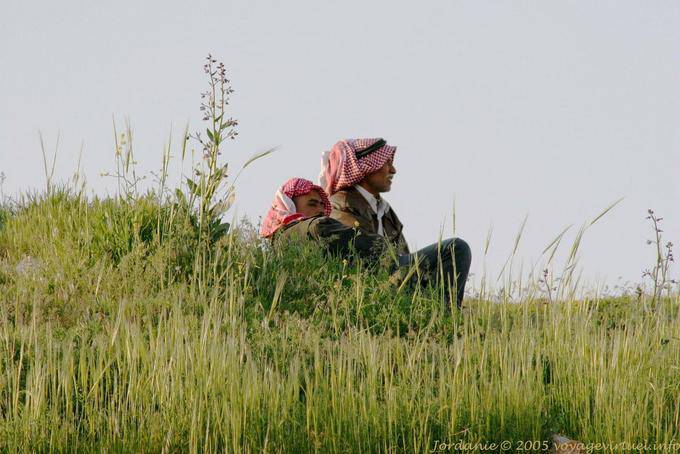 Jordania y Tocado árabe A'gal Citadel, Amman - Jordania