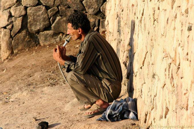 Hookah fumadores, Aqaba - Jordania