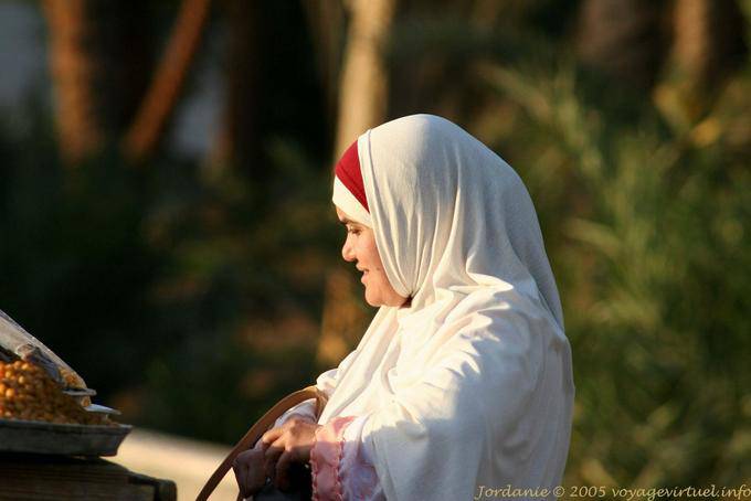 Bufanda blanca con un gourmet, Aqaba - Jordania