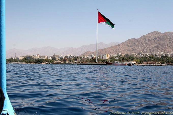 Bandera de Jordania, Aqaba - Jordania
