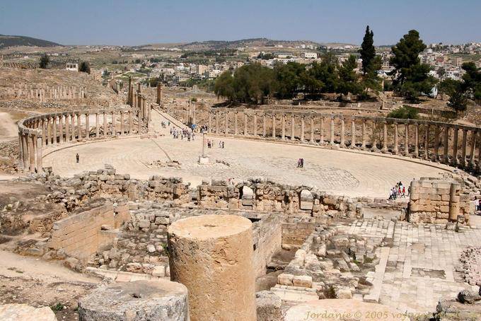 La vista Oval desde el Templo de Zeus, Jerash - Jordania