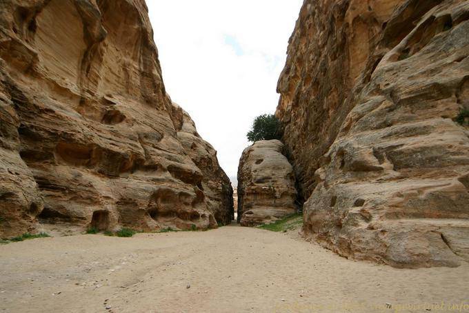 La cercanía de Siq al-Barid, Little Petra - Jordania