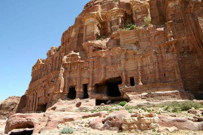 Fachada del palacio de Corinto, Petra Khubta - Jordania