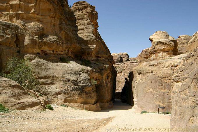 El inicio del desfile Siq, Petra - Jordania