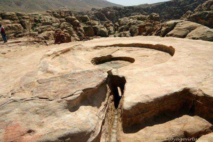 Altar de sacrificio, Haut-Lieu, Petra Zib Attuf - Jordania