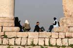 Almuerzo en las ruinas del Templo de Hércules, Citadel, Amman, Jordania.