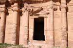 Entrada principal Majestic, Al Deir (monasterio) - Petra, Jordania.