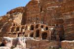 Tumba de la urna en el Petra Khubta, Jordania.