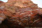 Geología del acantilado, Petra Khubta, Jordania.