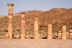 Las columnas de Dalton, Petra Ciudad Baja, Jordania.
