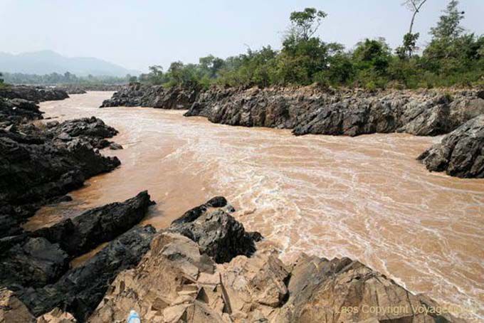 Camboya dirección Li Phi cae, Mekong, Laos