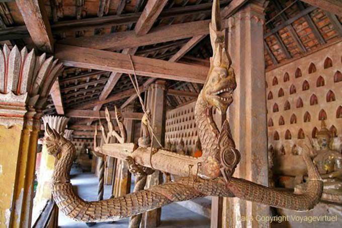 Procesión de Nagas, Wat Sisaket, Vientiane, Laos