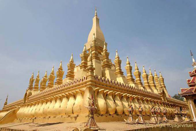 Stupa que contiene un trozo del esternón de Buda, Wat That Luang, Vientiane, Laos