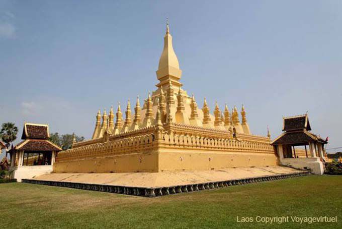 Panorama de Pha That Luang Stupa, Wat That Luang, Vientiane, Laos